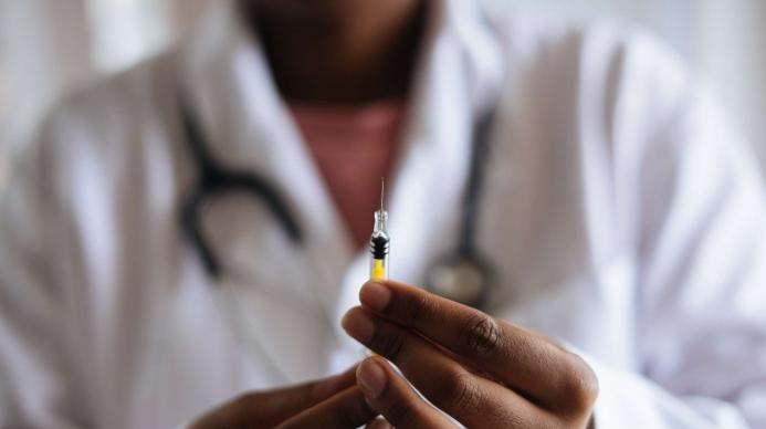 Stop obbligo vaccinale per il personale sanitario